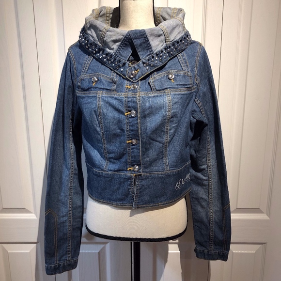 Dereon Jackets & Blazers - Dereon Versatile Unique Denim Jacket by Beyonce"